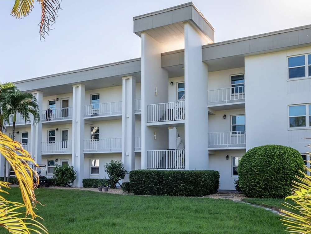 Beach-Front-Stunning-White-Condo-Building-With-Old-Florida-Style-And-Modern-Architecture-Fort-Myers-Beach-FL