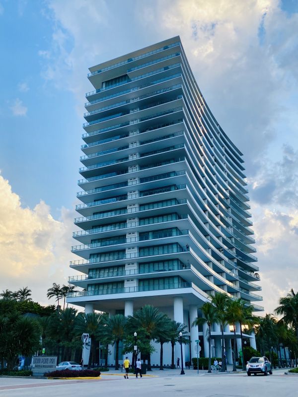 Apogee Miami Beach Condo Real Estate