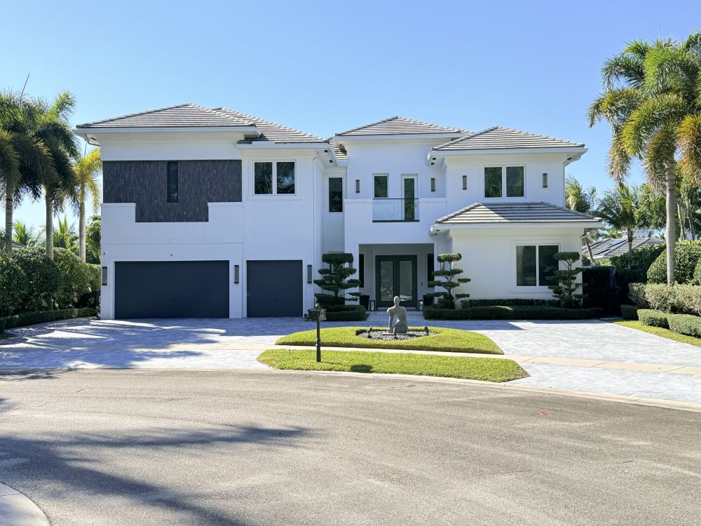 Single-family home in Hawks Landing, Plantation, Florida