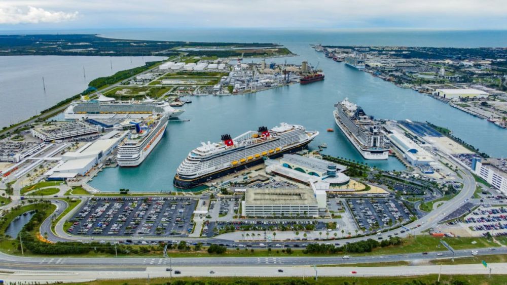 port canaveral cruise ships