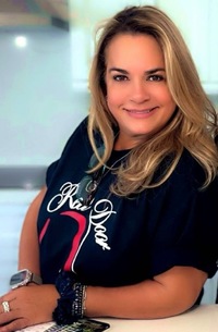 Elizabeth Hernandez